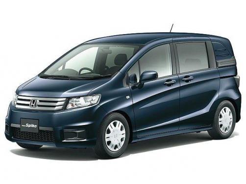 Honda Freed Spike с аукциона Японии